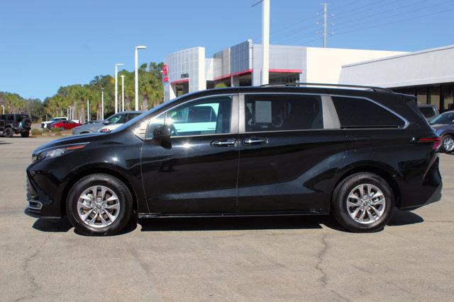 used 2023 Toyota Sienna car, priced at $45,050