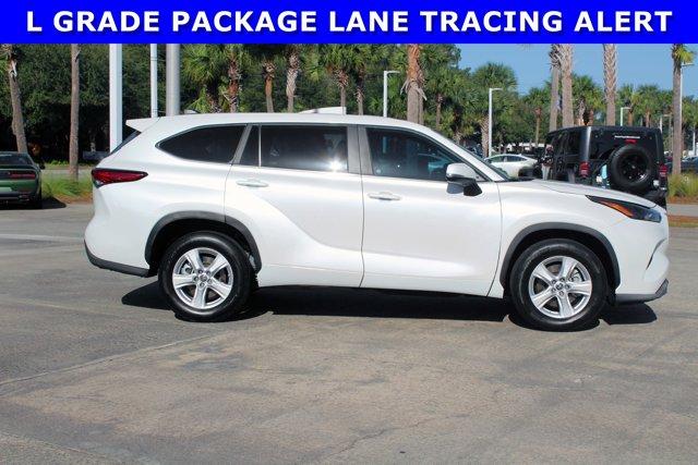 used 2023 Toyota Highlander car, priced at $35,790