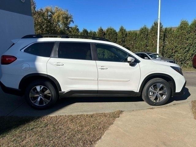 new 2024 Subaru Ascent car, priced at $38,383