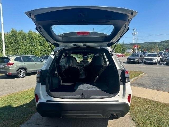 new 2025 Subaru Forester car, priced at $30,256