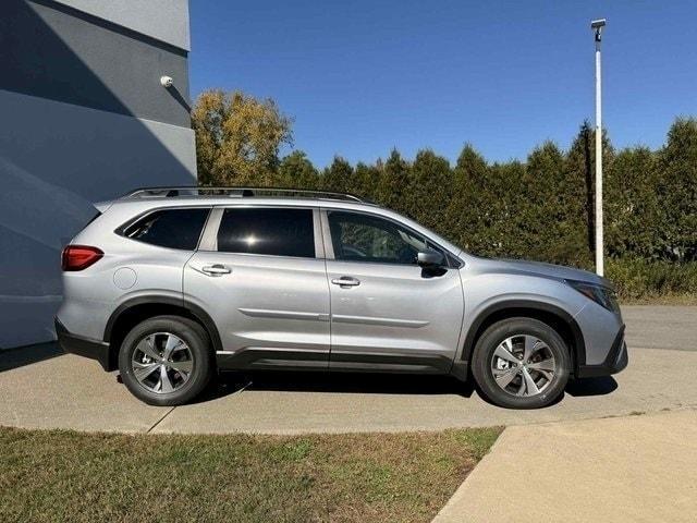 new 2025 Subaru Ascent car, priced at $40,353