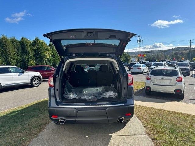 new 2024 Subaru Ascent car, priced at $38,538