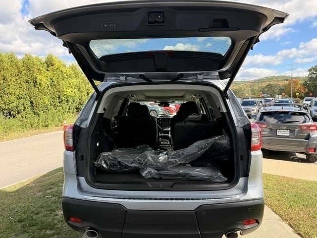new 2025 Subaru Ascent car, priced at $50,579