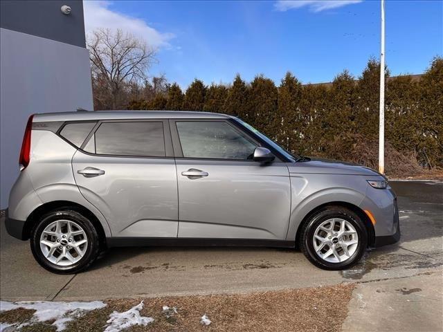 used 2022 Kia Soul car, priced at $17,388