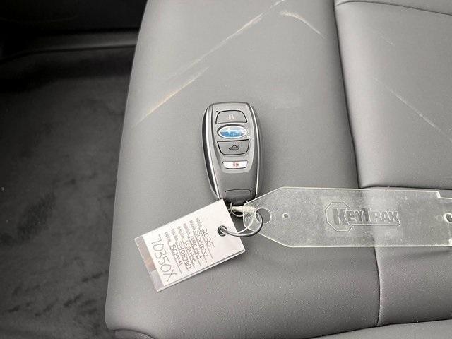 new 2025 Subaru Ascent car, priced at $47,676