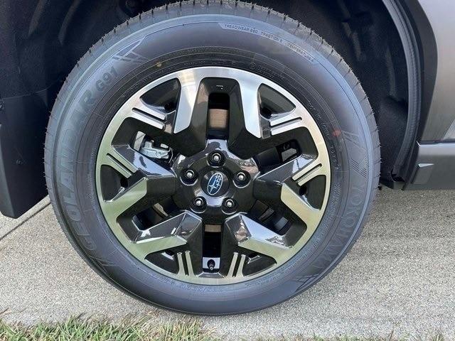 new 2025 Subaru Forester car, priced at $32,722