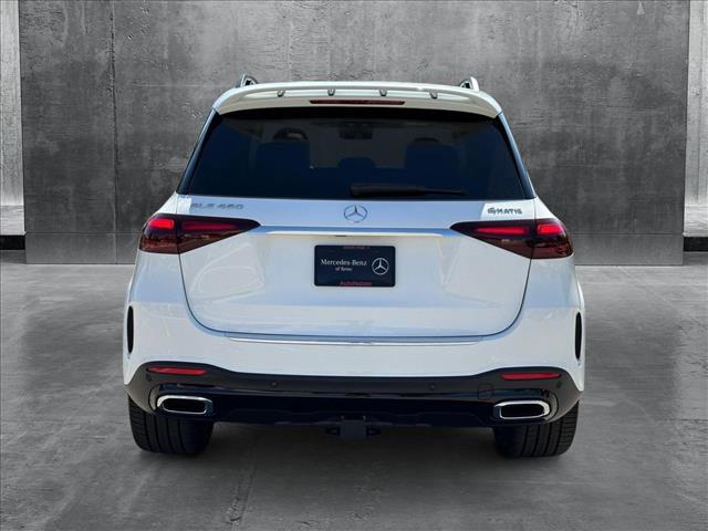 new 2025 Mercedes-Benz GLE 450 car, priced at $89,740