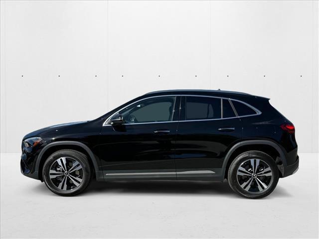 new 2025 Mercedes-Benz GLA 250 car, priced at $47,295