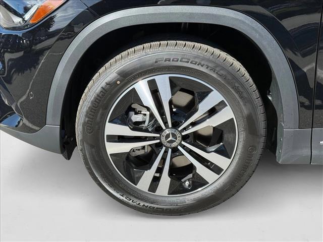 new 2025 Mercedes-Benz GLA 250 car, priced at $47,295