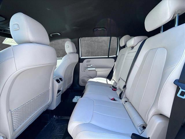 new 2025 Mercedes-Benz GLB 250 car, priced at $51,240