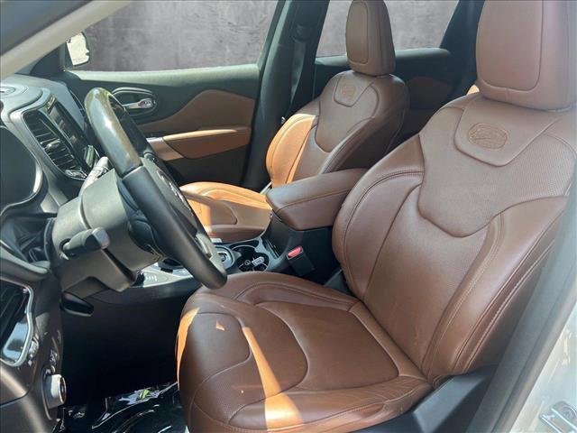 used 2019 Jeep Cherokee car, priced at $23,952