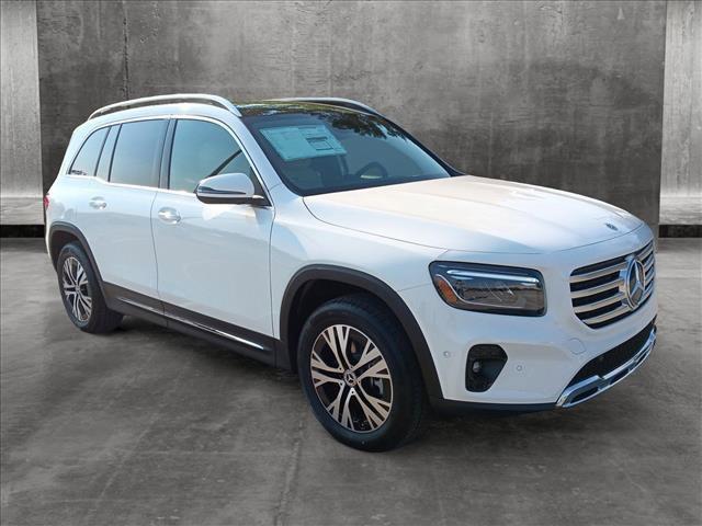 new 2024 Mercedes-Benz GLB 250 car, priced at $51,045