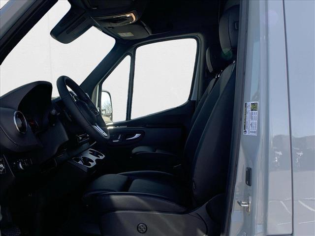 used 2024 Mercedes-Benz Sprinter 2500 car, priced at $57,674