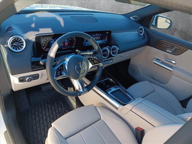 used 2025 Mercedes-Benz GLA 250 car, priced at $42,777