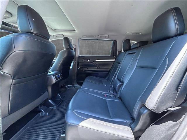 used 2019 Toyota Highlander car, priced at $20,474