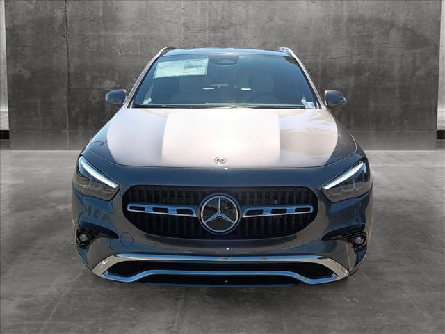 new 2025 Mercedes-Benz GLA 250 car, priced at $51,640