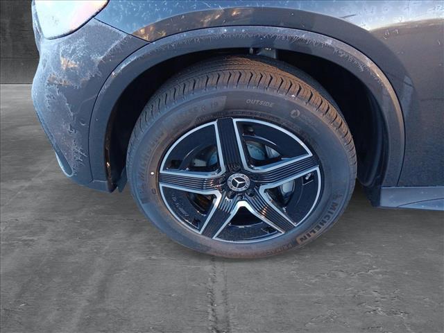 new 2025 Mercedes-Benz GLC 300 car, priced at $61,875