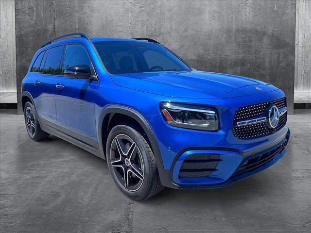 new 2025 Mercedes-Benz GLB 250 car, priced at $56,215