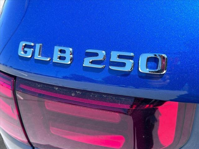 new 2025 Mercedes-Benz GLB 250 car, priced at $56,215