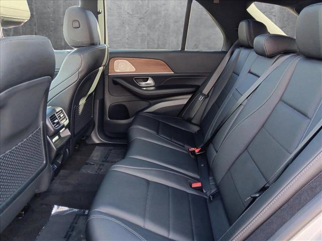 new 2025 Mercedes-Benz GLE 450 car, priced at $83,930