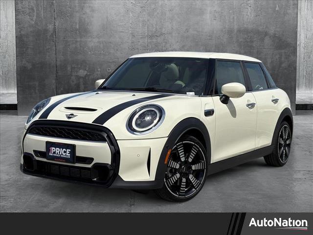 used 2022 MINI Hardtop car, priced at $25,395
