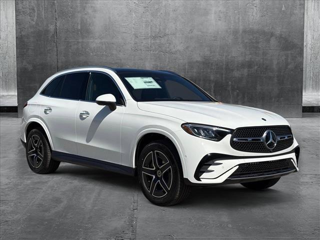 new 2025 Mercedes-Benz GLC 300 car, priced at $61,295