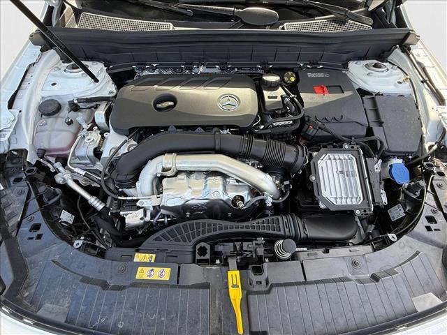 new 2025 Mercedes-Benz GLB 250 car, priced at $50,965