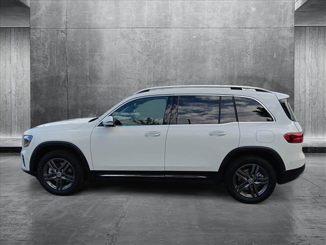 new 2025 Mercedes-Benz GLB 250 car, priced at $52,060