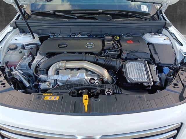 new 2025 Mercedes-Benz GLB 250 car, priced at $52,060