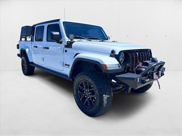used 2022 Jeep Gladiator car, priced at $26,974