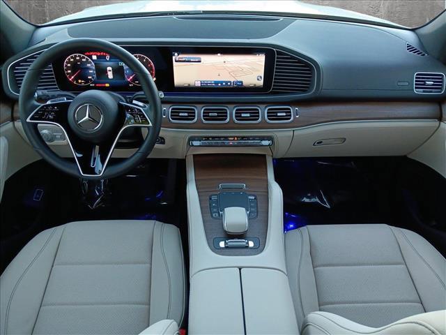 new 2025 Mercedes-Benz GLS 450 car, priced at $93,125