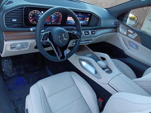 new 2025 Mercedes-Benz GLS 450 car, priced at $93,125