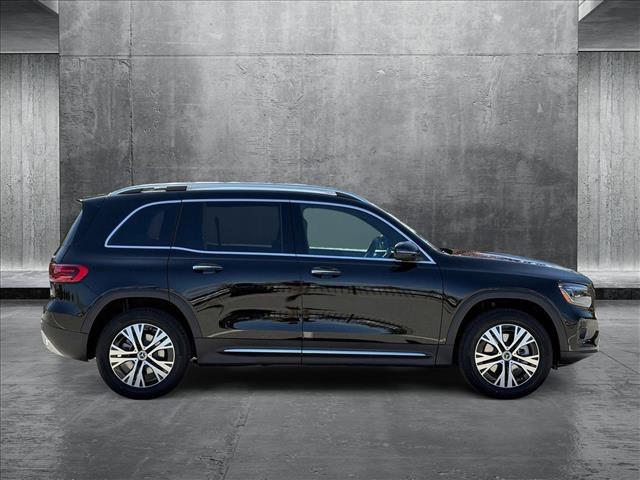 new 2025 Mercedes-Benz GLB 250 car, priced at $51,540