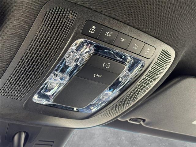new 2025 Mercedes-Benz GLB 250 car, priced at $51,540