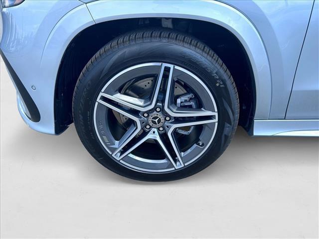 new 2025 Mercedes-Benz GLS 450 car, priced at $95,365