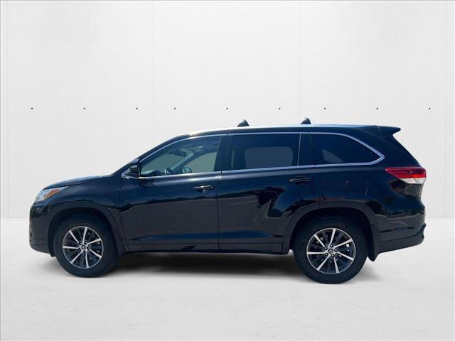 used 2017 Toyota Highlander car, priced at $17,674