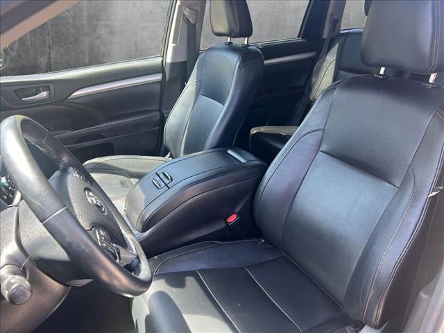used 2017 Toyota Highlander car, priced at $19,149