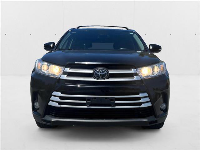 used 2017 Toyota Highlander car, priced at $17,674