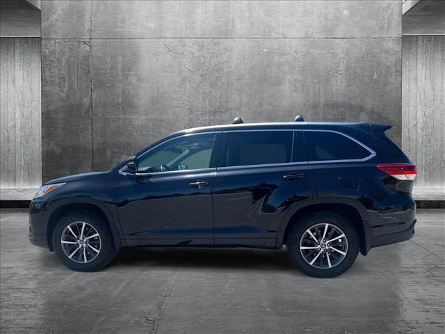 used 2017 Toyota Highlander car, priced at $19,149