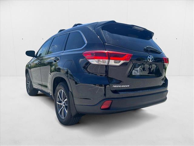 used 2017 Toyota Highlander car, priced at $17,674