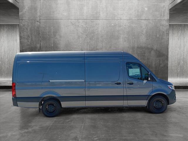 new 2024 Mercedes-Benz Sprinter 2500 car, priced at $76,772