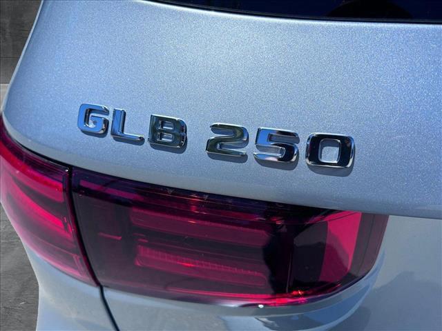 new 2025 Mercedes-Benz GLB 250 car, priced at $52,515