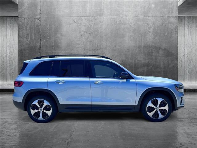 new 2025 Mercedes-Benz GLB 250 car, priced at $52,515