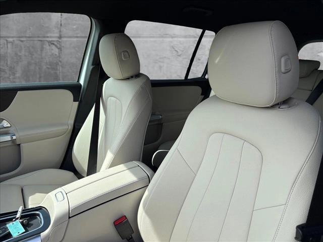 new 2025 Mercedes-Benz GLB 250 car, priced at $52,385