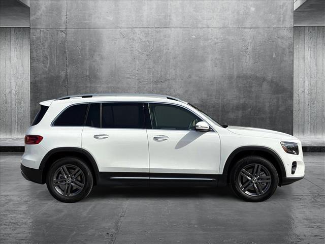 new 2025 Mercedes-Benz GLB 250 car, priced at $52,385
