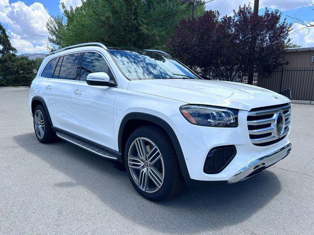 new 2025 Mercedes-Benz GLS 450 car, priced at $92,425