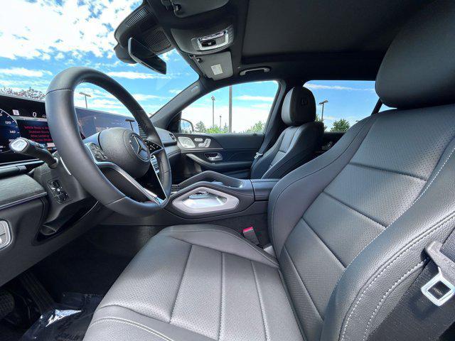 new 2025 Mercedes-Benz GLS 450 car, priced at $92,425