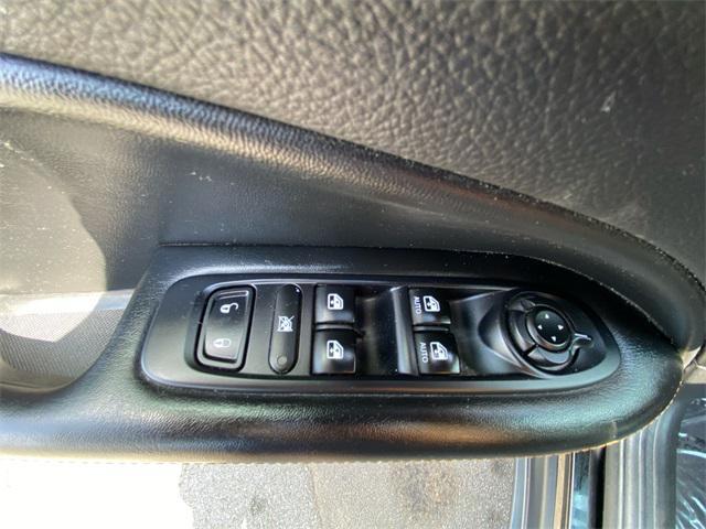 used 2018 Jeep Compass car, priced at $15,272