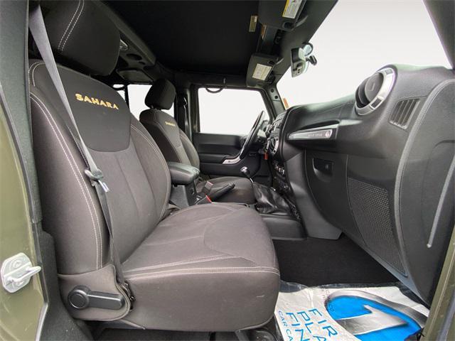 used 2015 Jeep Wrangler Unlimited car, priced at $17,672