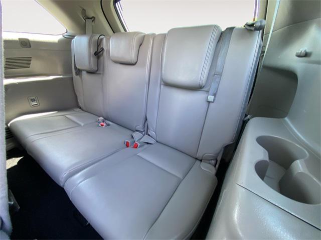 used 2016 Toyota Highlander car, priced at $16,972